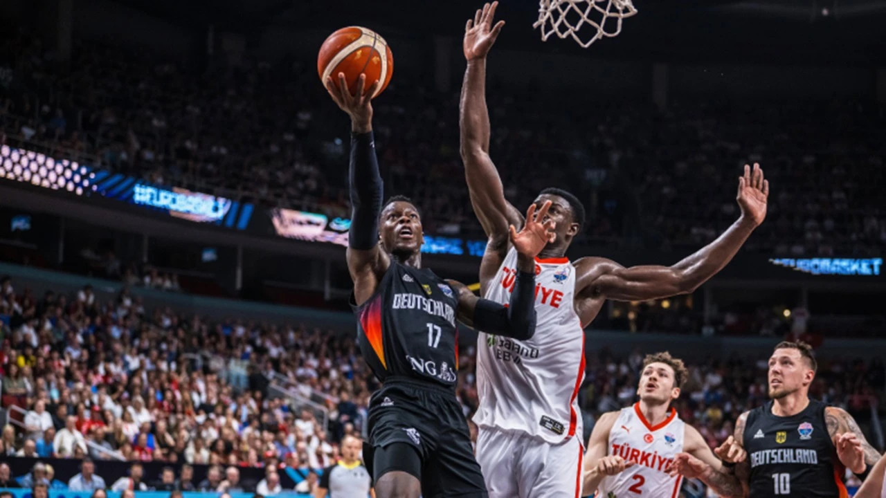 Dennis Schroder Bangga Antarkan Jerman Juara EuroBasket