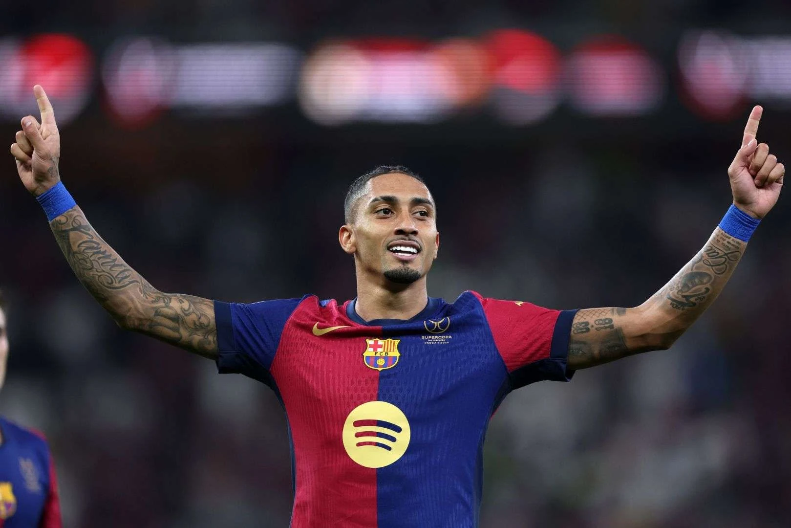 Raphinha Mantap di Barcelona: Loyalitas hingga 2028, Godaan Transfer Ditutup Rapat