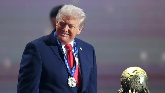 Nobatkan Donald Trump Jadi Tokoh Perdamaian, FIFA Disindir Lewat Meme