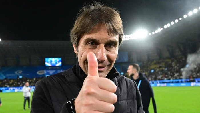 Conte menilai kualitas Napoli belum setara dengan Juventus, Inter, dan Milan.