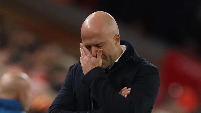 Ditanya Alonso Bisa Jadi Penggantinya, Arne Slot: Tidak, Tidak!